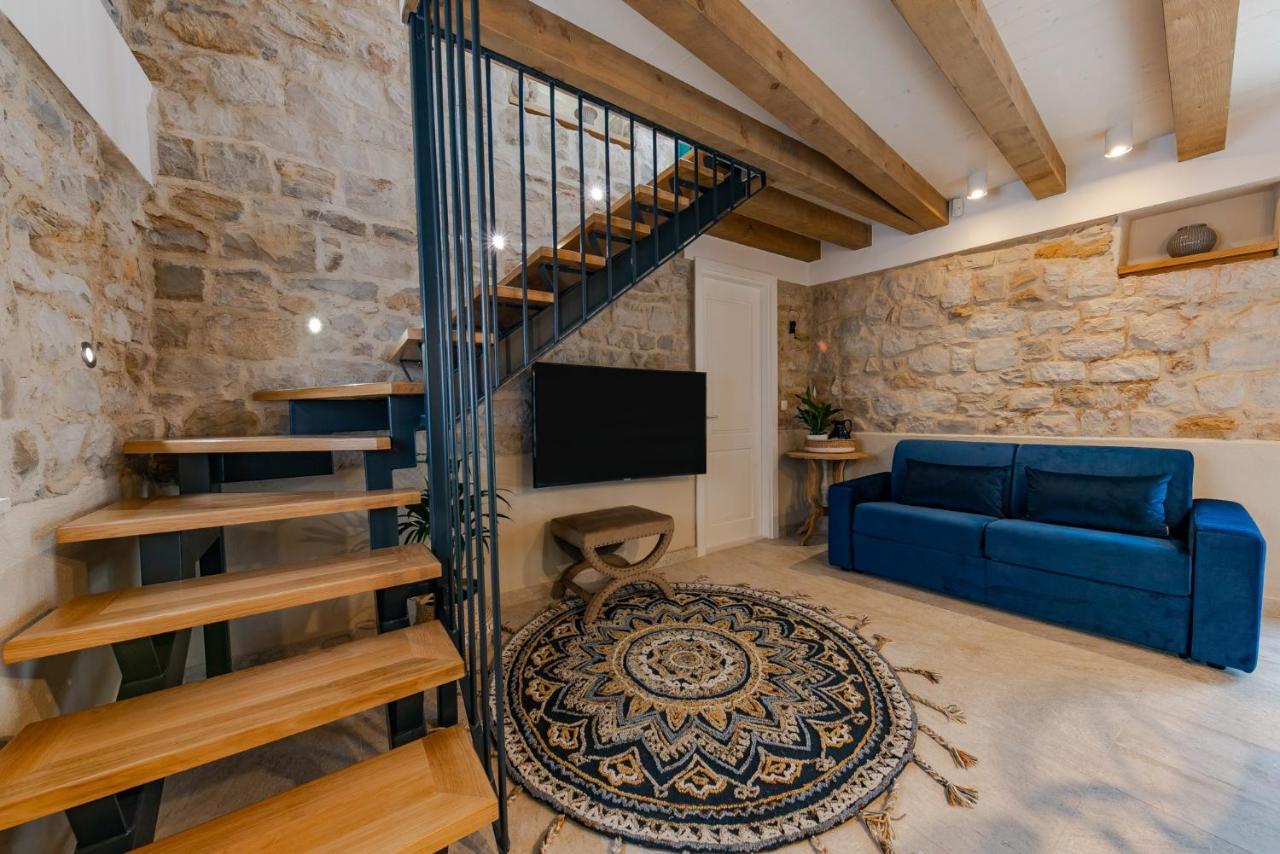 Villa Bante - Luxury Stone House Kaštela 外观 照片