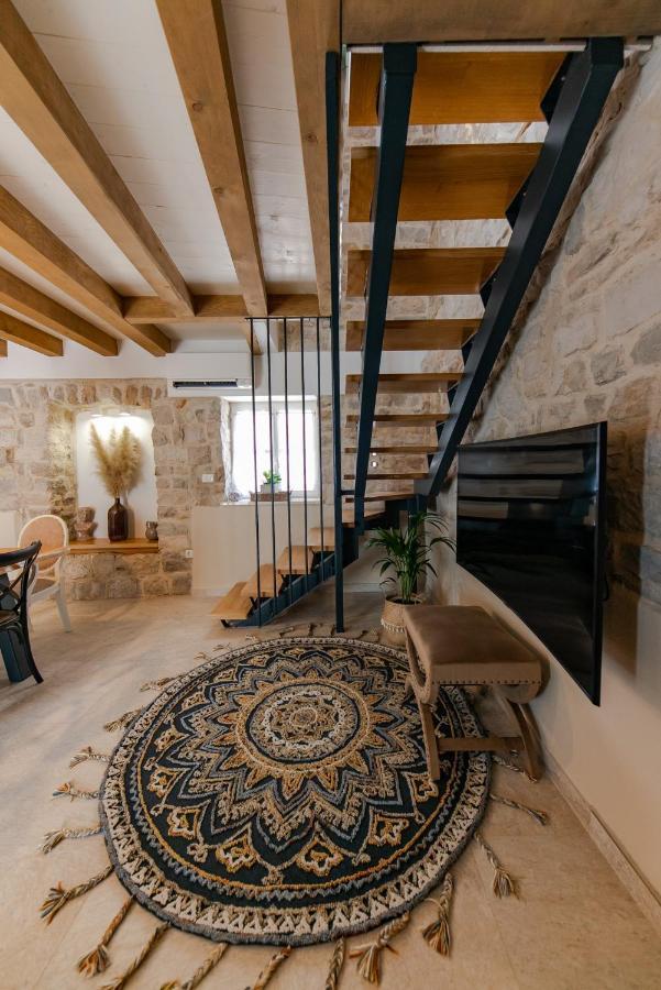 Villa Bante - Luxury Stone House Kaštela 外观 照片